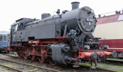82 008