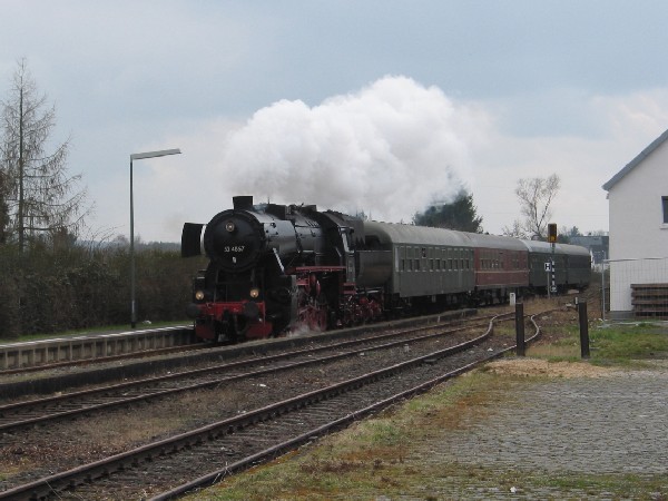 Abbildung der Lokomotive 52 4867 (HEF)