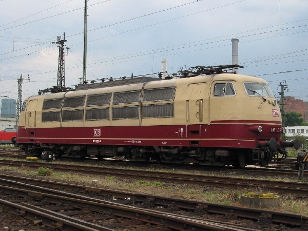 Abbildung der Lokomotive 103 113-7