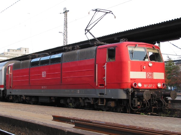 Abbildung der Lokomotive 181 207-2