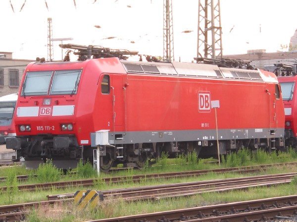 Abbildung der Lokomotive 185 111-2