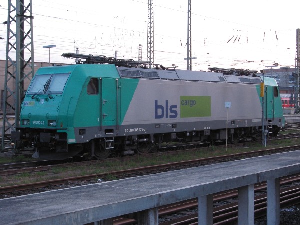 Abbildung der Lokomotive BLS 185 576-6