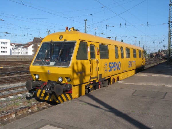 Abbildung des Schienenoberflchen-Metriebwagens SPENO SM 775