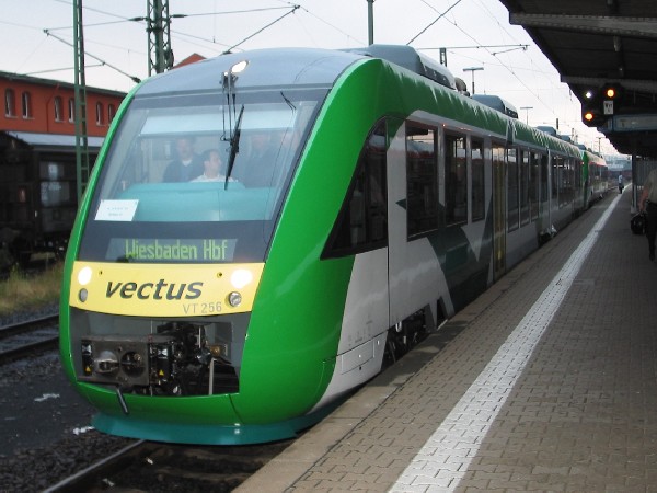 Abbildung des Triebwagens Vectus Coradia LINT 41 VT 256