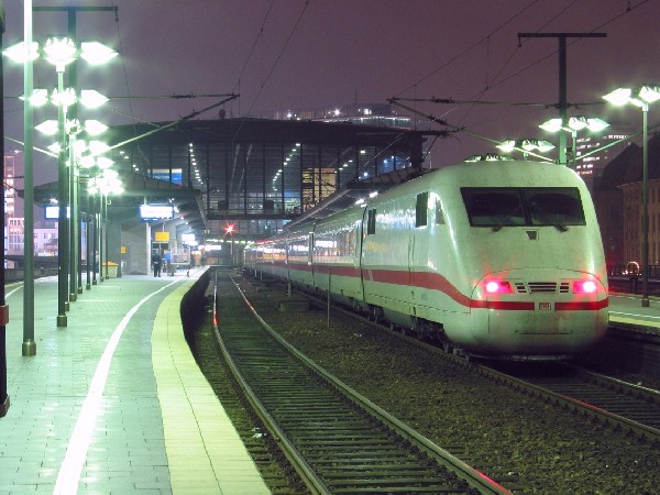 Abbildung des Bahnhofes Berlin Zoologischer Garten