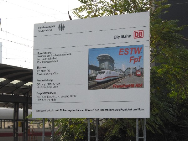 Abbildung ESTW-Plakat Frankfurt/Main Hbf
