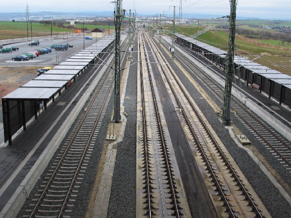 Abbildung des ICE-Bahnhofes Limburg (Süd)